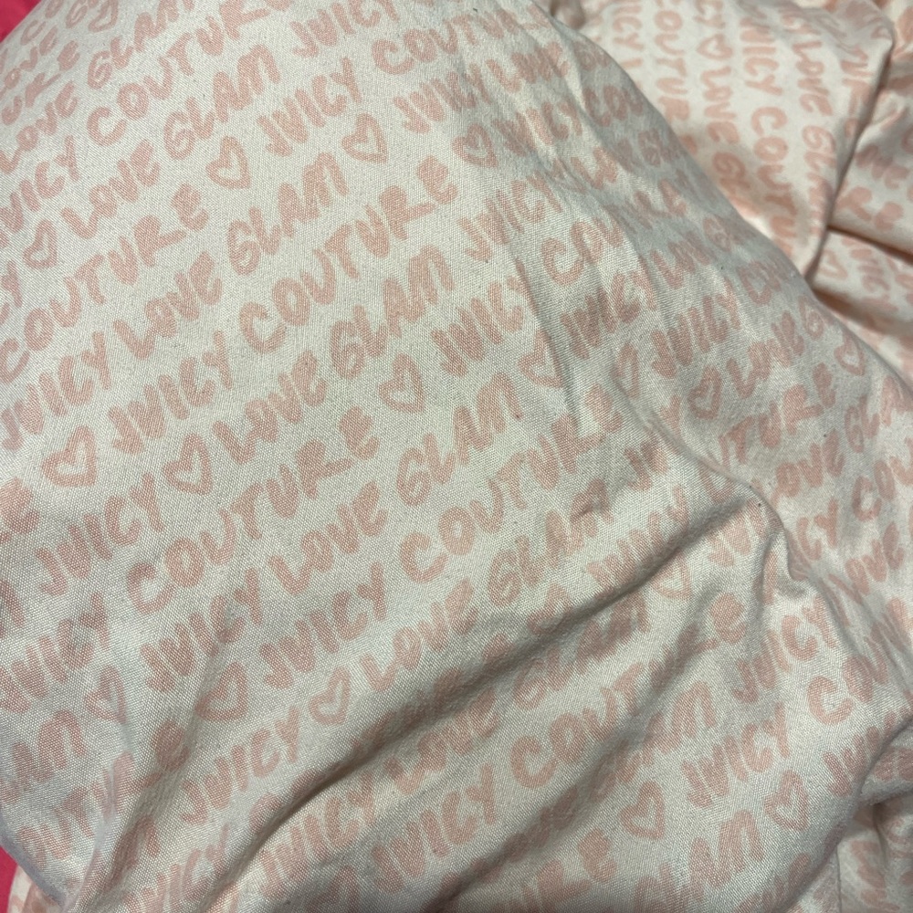 Juicy couture fitted bed sheet